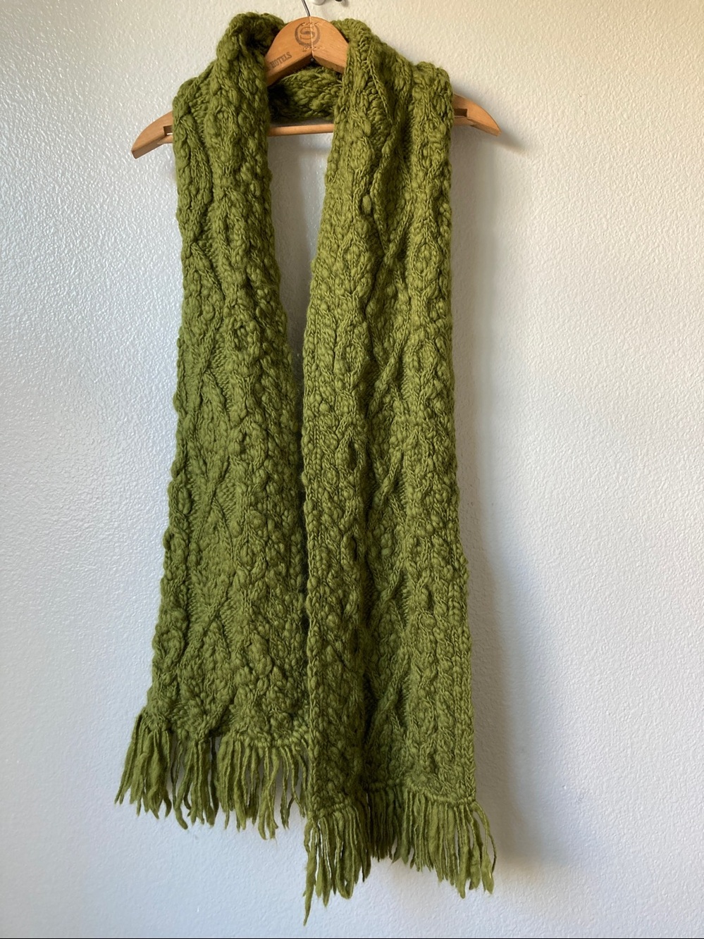 Vintage Y2K chunky wool forest moss green scarf fairy grunge preppy academia